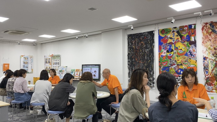 セミナー後のワークショップのようす