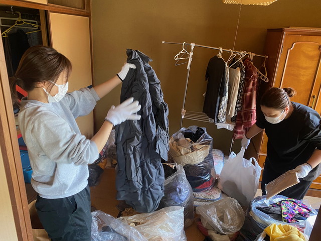 海外リユースできる衣類の仕分け