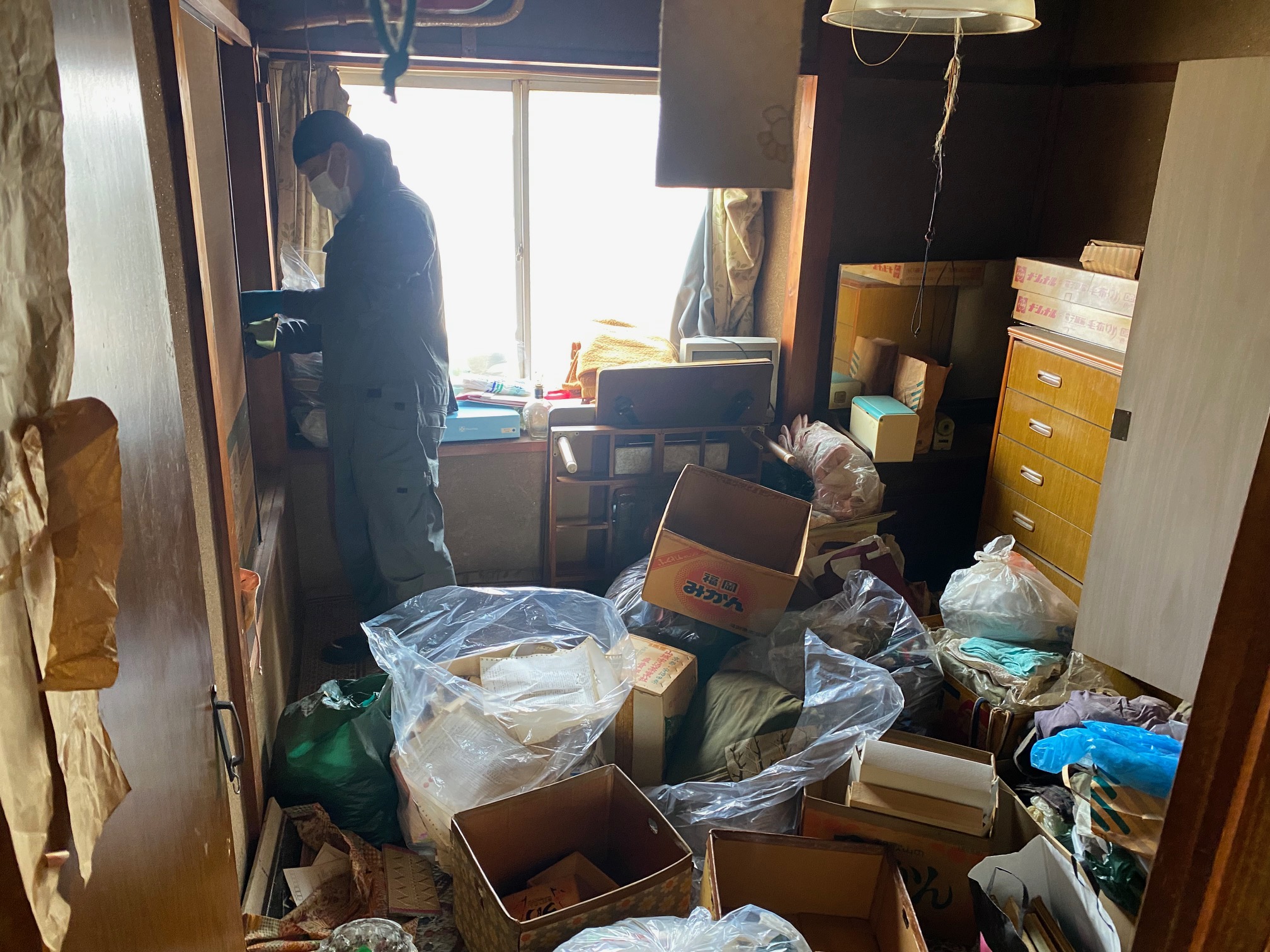 京都の不動産売却前の遺品整理。大量の動産処分の先に見えた“暮らしの跡”と、綺麗になる感動